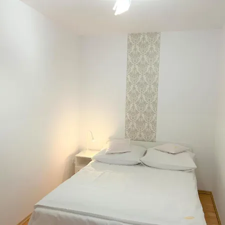 Apartamento Reksor
