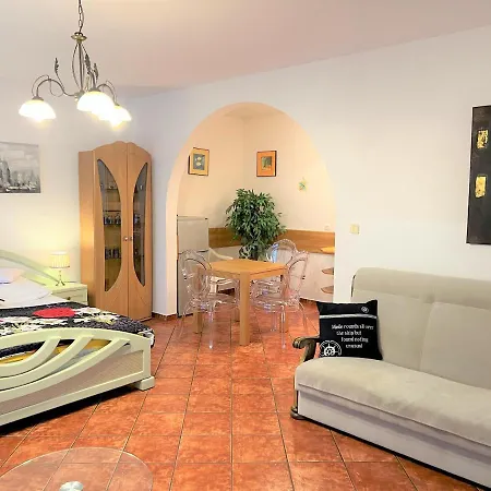 Reksor Apartamento *